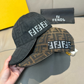 Gorras Fendi