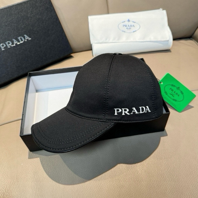Gorras Prada